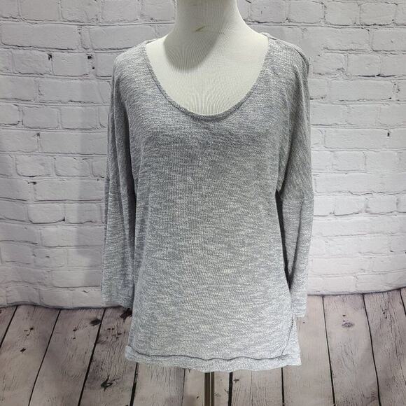 A.N.A Gray three quarter sleeve sweater Hi Low cut - Picture 8 of 10